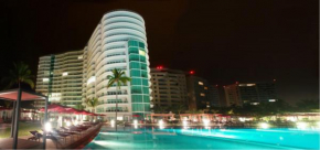 Bay View Grand Marina Condo 1004S